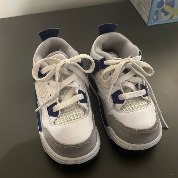 Toddler Jordan 4 - Picture 1 of 4